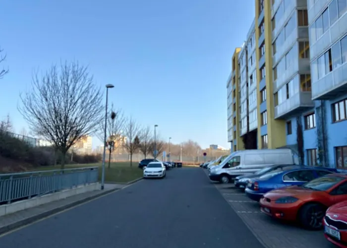 Maria Apartments - Free Parking