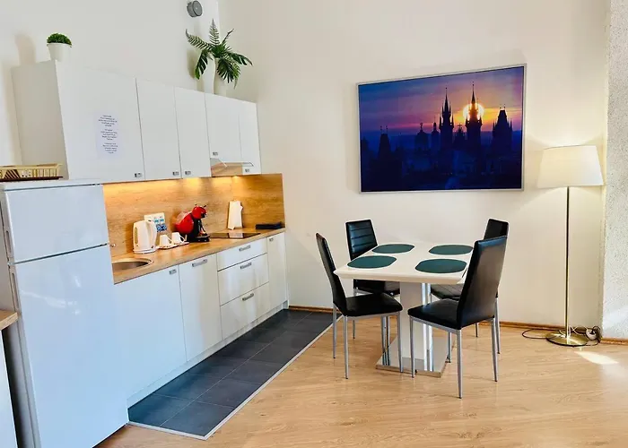 Maria Apartments - Free Parking