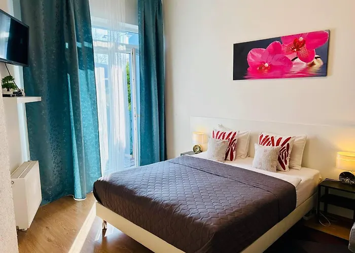 Maria Apartments - Free Parking