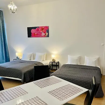 Maria Apartments - Free Parking Prague Exterior photo