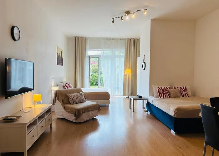 Maria Apartments - Free Parking